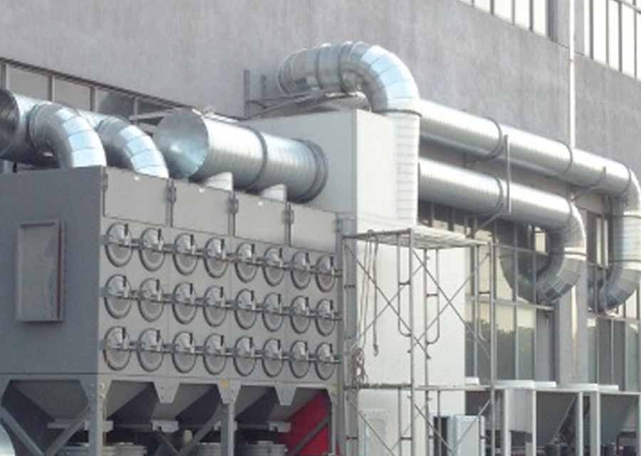 инженерные системы вентиляции - смонтированная промышленная вентиляция завода. Циклоны очистки воздуха